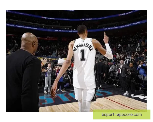 时隔七年再度冲击季后赛 文班34分12篮板准绝杀助马刺险胜太阳迎四连胜